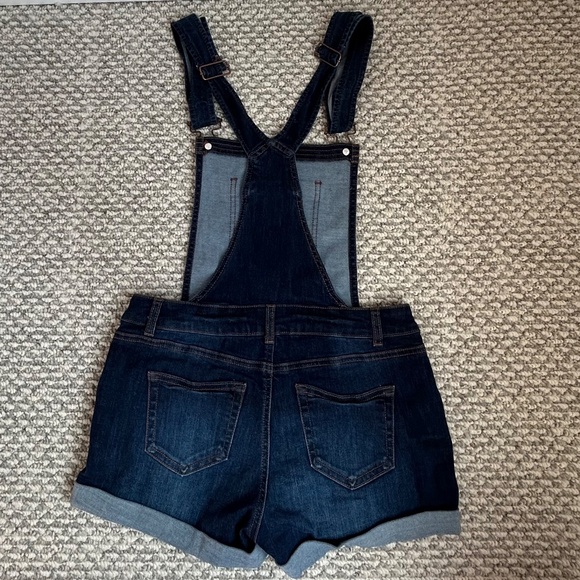 Short Overalls - Picture 4 of 5